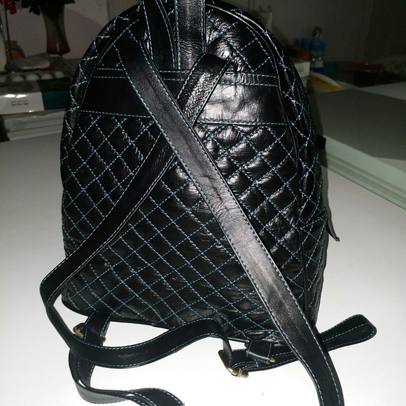 Backpack - Picture 7 of 8